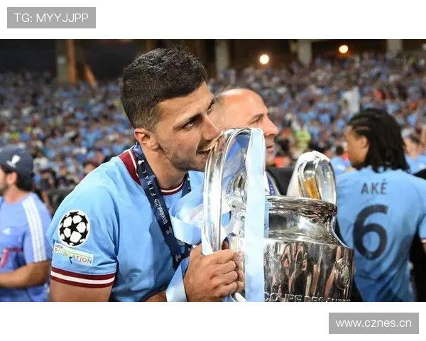 罗德里：欧冠、英超、欧洲杯与金球奖的荣誉收割机