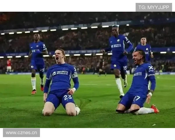 切尔西年轻阵容表现起伏持续显现,近期战绩稳定性面临考验 切尔西年轻阵容表现起伏持续显现,近期战绩稳定性面临考验